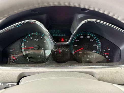 Used 2017 Chevrolet Traverse Premier image 21