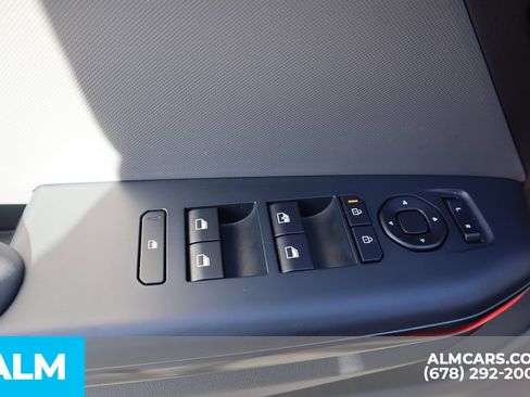 Used 2025 Kia K4 FWD image 16