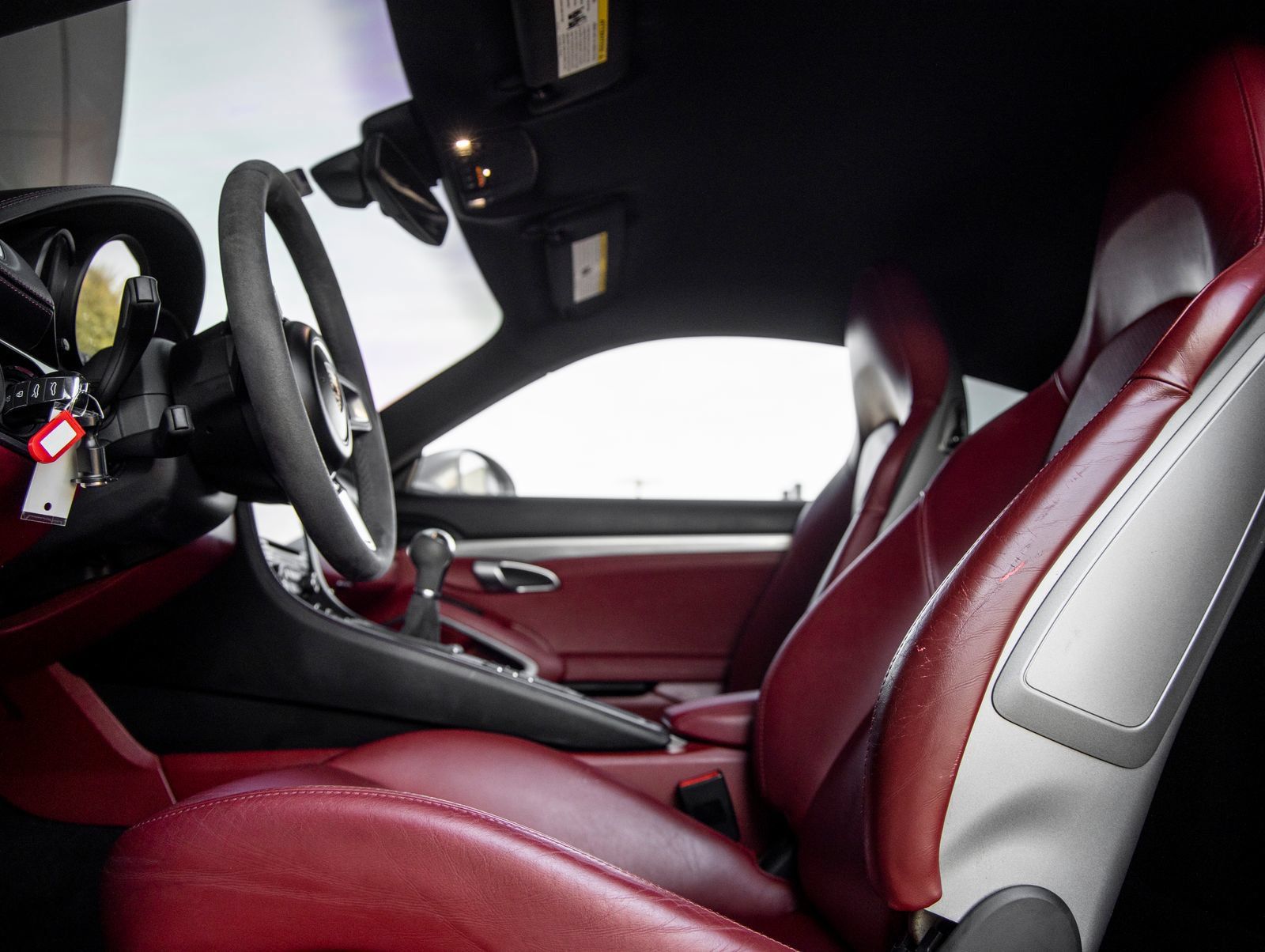 Certified 2019 Porsche 718 Cayman RWD image 23