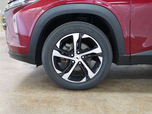 Used 2024 Chevrolet Trax RS FWD image 16