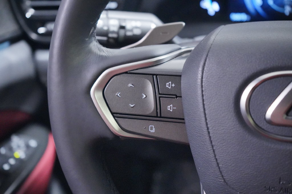 Used 2025 Lexus NX 450h+ AWD w/ Towing Package (2000 Lbs) image 16