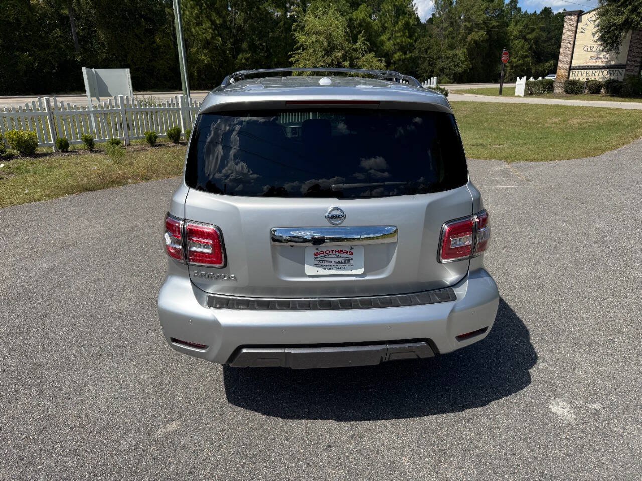 Used 2019 Nissan Armada SV w/ Driver Package AWD/4WD image 5