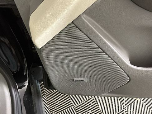 Used 2024 Cadillac XT6 Premium Luxury w/ LPO, Floor Liner Package AWD/4WD image 33