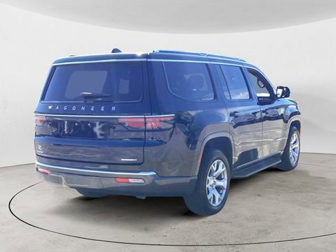 Used 2022 Jeep Wagoneer Series II AWD/4WD image 5