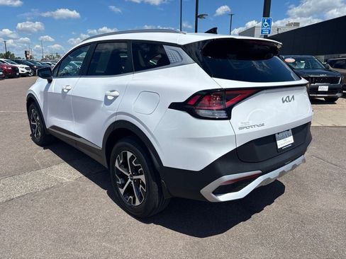 Used 2025 Kia Sportage EX AWD/4WD image 7