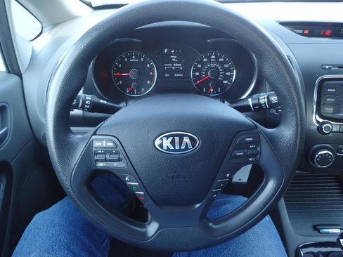 Used 2017 Kia Forte LX w/ LX Popular Package FWD image 13