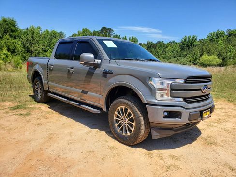 Used 2018 Ford F150 Lariat w/ Equipment Group 502A Luxury AWD/4WD image 15