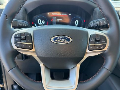 New 2026 Ford Explorer Active image 12