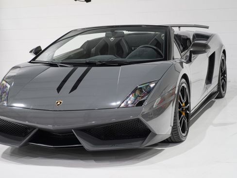 Used 2012 Lamborghini Gallardo LP 570-4 Performante AWD/4WD image 30