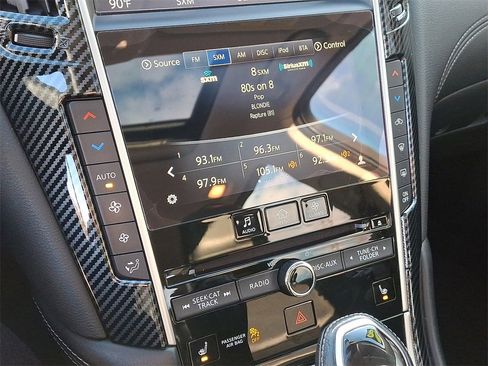 Used 2018 INFINITI Q50 Sport image 17