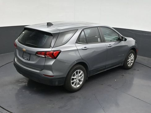 Used 2024 Chevrolet Equinox LS FWD image 19