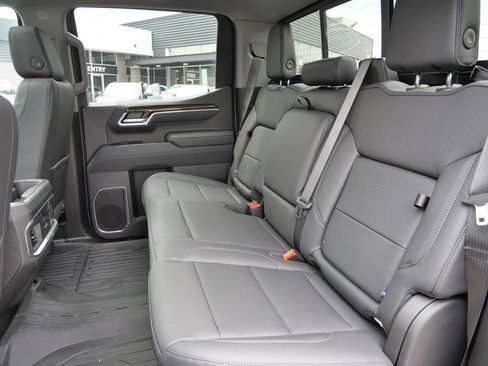 New 2026 GMC Sierra 1500 Elevation w/ Elevation Premium Package image 32