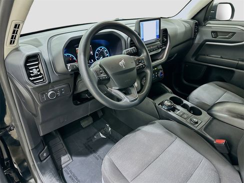 Used 2021 Ford Bronco Sport image 9