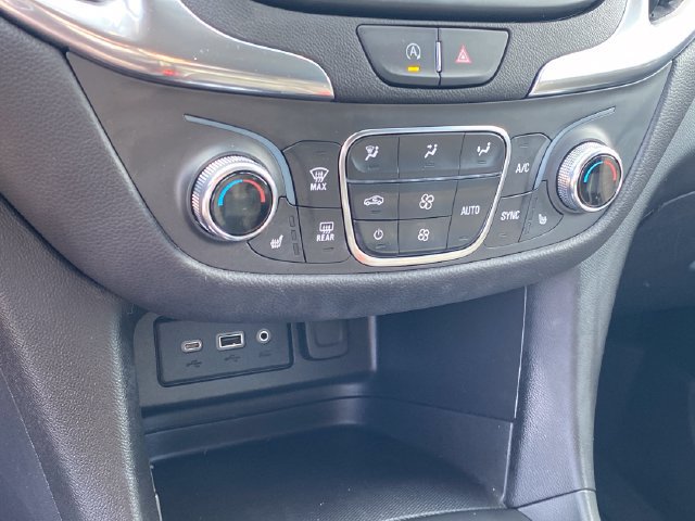 Certified 2024 Chevrolet Equinox LT w/ LPO, Floor Liner Package AWD/4WD image 13