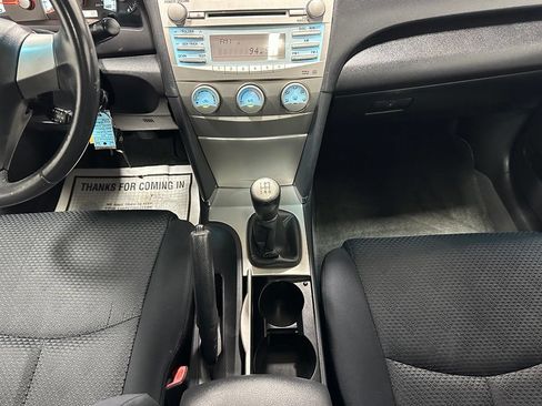 Used 2009 Toyota Camry SE FWD image 27