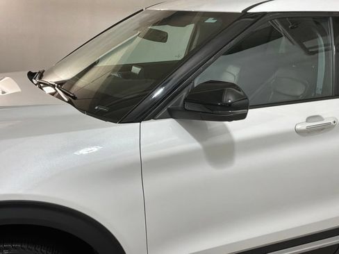 Used 2023 Ford Explorer Limited w/ Limited Technology Package AWD/4WD image 25