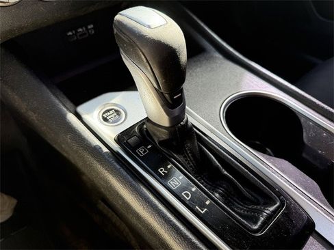 Used 2019 Nissan Altima 2.5 SV image 18