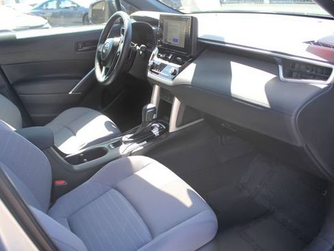 Used 2025 Toyota Corolla Cross AWD Hybrid image 48