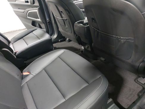 New 2025 Kia Telluride S image 11