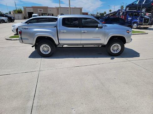 Used 2023 Toyota Tacoma TRD Sport RWD image 6