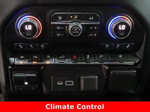 Used 2019 Chevrolet Silverado 1500 High Country w/ Technology Package image 21