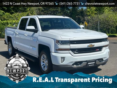 Used 2018 Chevrolet Silverado 1500 LT w/ All Star Edition AWD/4WD image 3