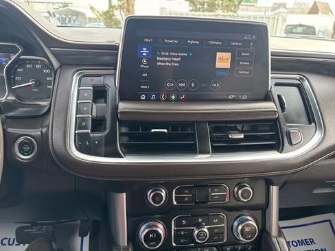 Used 2021 GMC Yukon XL SLT w/ SLT Luxury Package image 22