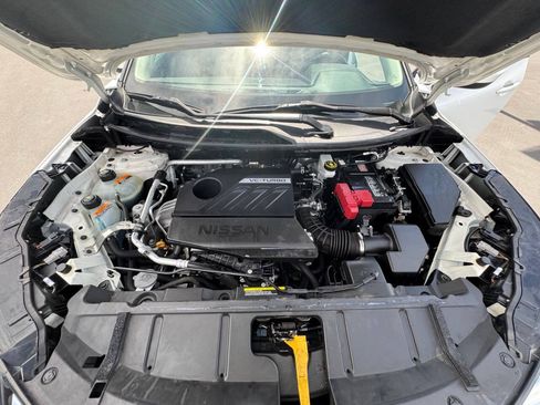Used 2024 Nissan Rogue SV FWD image 35