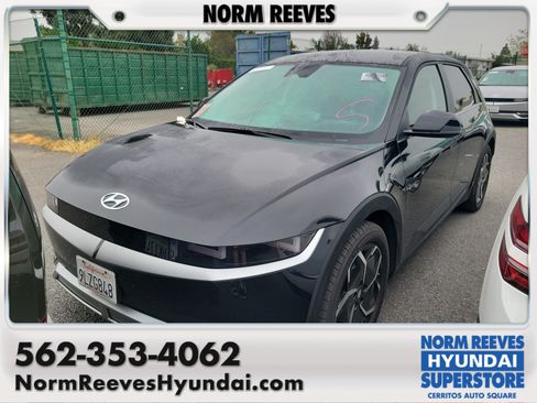 Used 2024 Hyundai Ioniq 5 SE RWD image 1