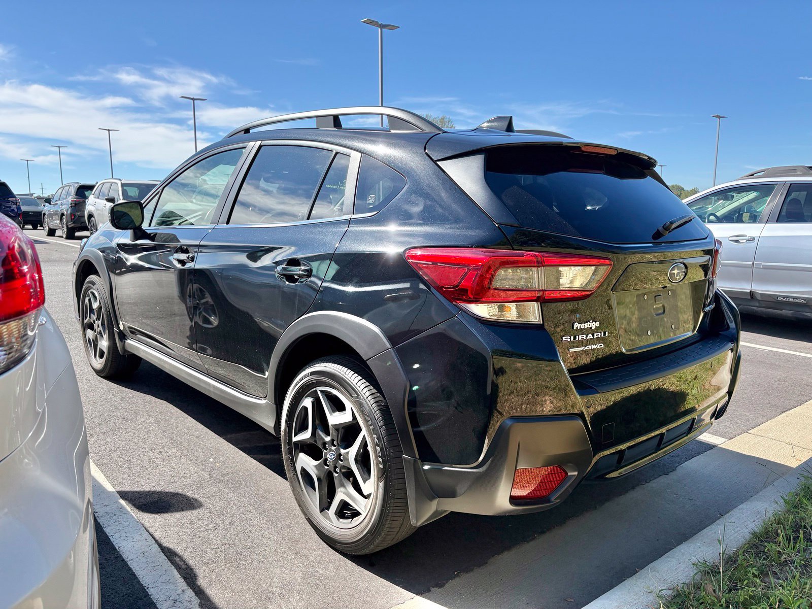 Used 2020 Subaru Crosstrek 2.0i Limited w/ Moonroof Package w/Navigation AWD/4WD image 4