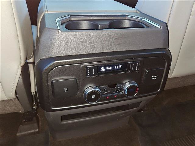 Used 2018 Ford Expedition Limited w/ Equipment Group 301A AWD/4WD image 18