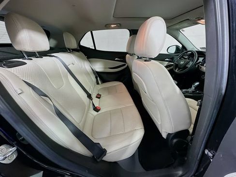 Used 2021 Buick Encore GX Essence w/ Advanced Technology Package FWD image 25