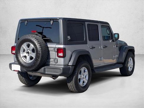 Used 2018 Jeep Wrangler Unlimited Sport S AWD/4WD image 5