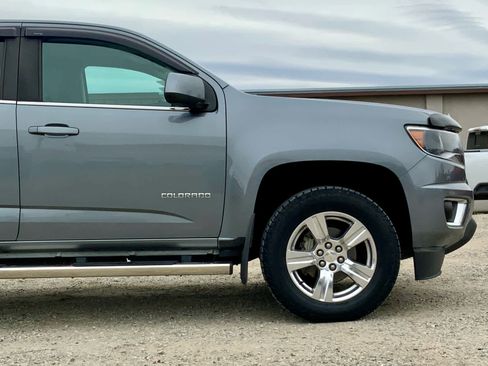 Used 2019 Chevrolet Colorado LT w/ LT Convenience Package image 12