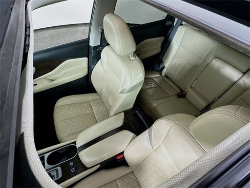 Used 2021 Nissan Murano Platinum w/ Cargo Package image 9