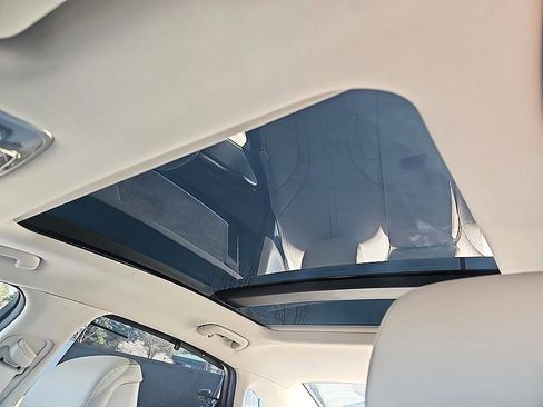 Used 2022 Genesis G80 2.5T w/ Prestige Package image 29