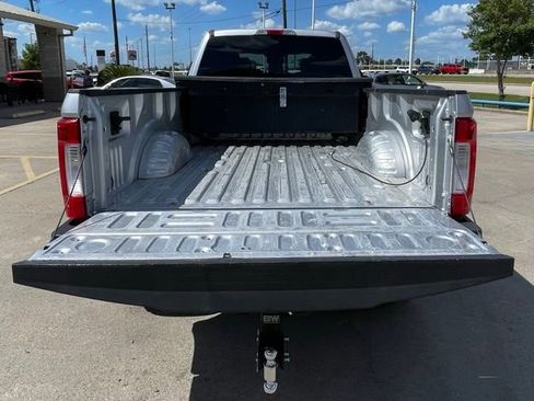 Used 2019 Ford F250 XLT AWD/4WD image 11