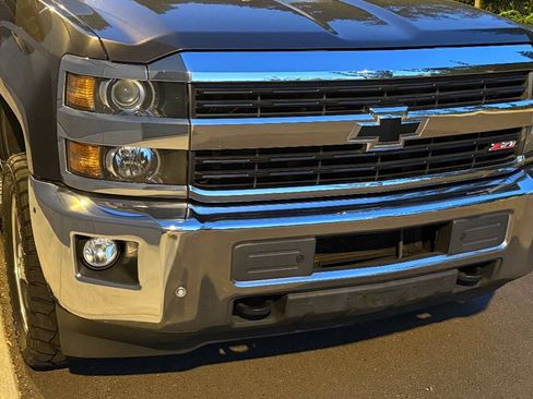 Used 2016 Chevrolet Silverado 2500 LTZ w/ Duramax Plus Package AWD/4WD image 4