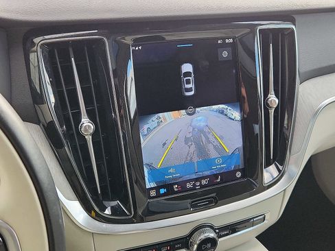 Certified 2023 Volvo S60 T8 Plus image 16