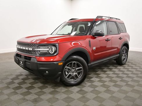 Used 2025 Ford Bronco Sport Big Bend w/ Convenience Package AWD/4WD image 2