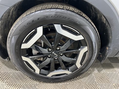 Used 2023 Kia Telluride EX AWD/4WD image 5