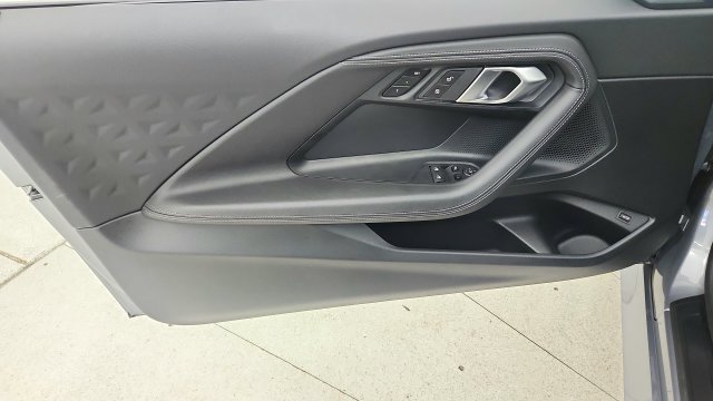Used 2025 BMW 230i Coupe RWD image 46