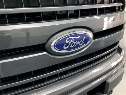 Used 2020 Ford F150 XLT w/ Equipment Group 302A Luxury AWD/4WD image 25