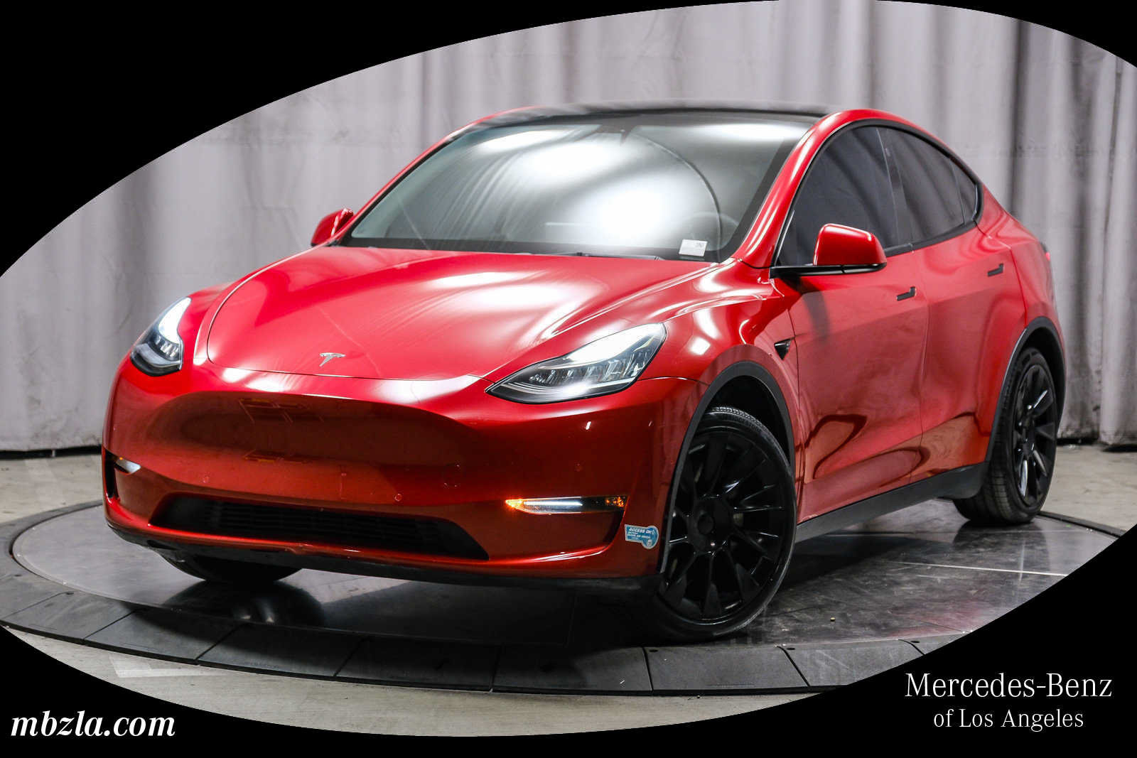 Used 2022 Tesla Model Y Long Range AWD/4WD image 1