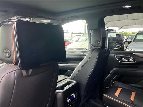 Used 2021 GMC Yukon AT4 w/ AT4 Premium Plus Package AWD/4WD image 35