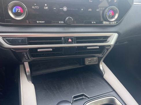 Used 2024 Lexus RX 350 Premium w/ Accessory Package (Z1) image 15