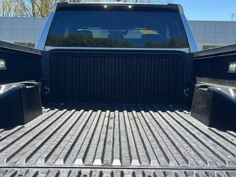 Certified 2025 Toyota Tacoma SR AWD/4WD image 21