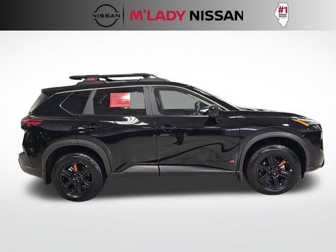 Used 2026 Nissan Rogue SV image 7