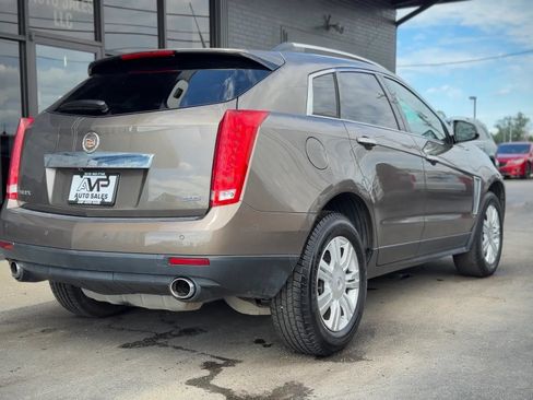 Used 2014 Cadillac SRX Luxury FWD image 2