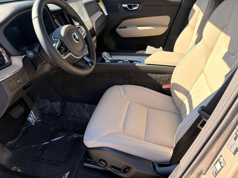 New 2026 Volvo XC60 B5 Plus w/ Climate Package AWD/4WD image 5